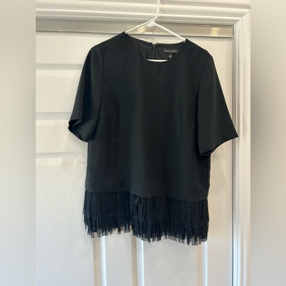 Black top with fringe - Picture 3 of 3